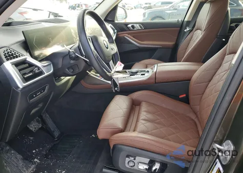 2024 BMW X7 xDrive40I z USA, uszkodzony, nr VIN 5UX23EM09R9T49222